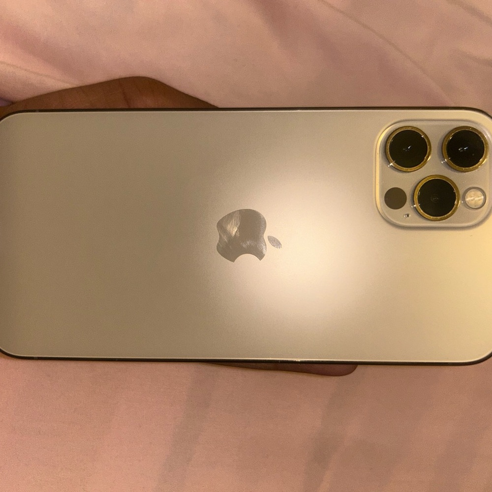IPhone 12 Pro UNLOCKED